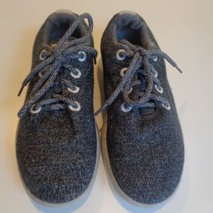 Allbirds washable wool sneakers, women's size 9